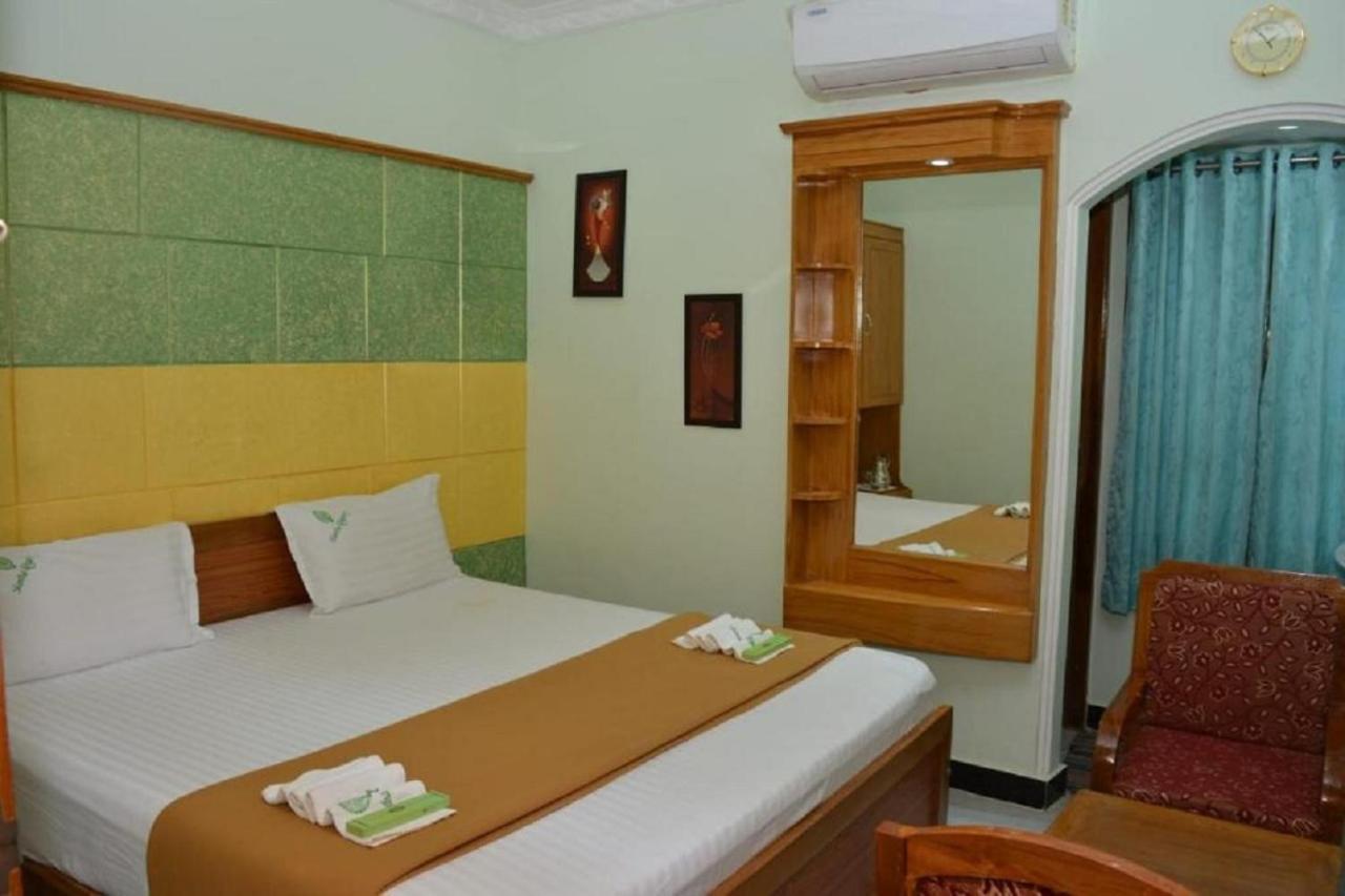 Skantha Regency Tiruchchendūr Extérieur photo